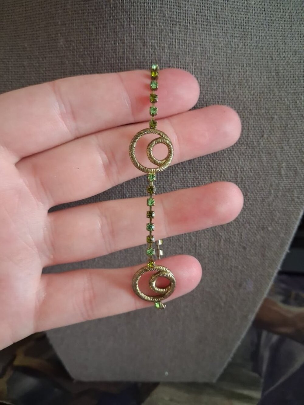 7 inch Green stoned bracelet